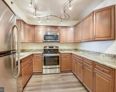 610 N West Street - Photo Thumbnail 1
