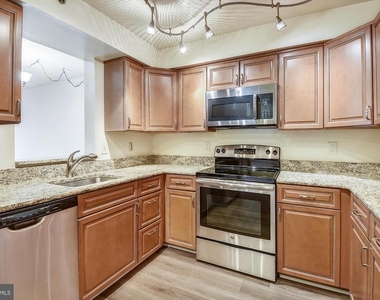 610 N West Street - Photo Thumbnail 2