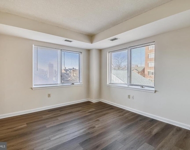 610 N West Street - Photo Thumbnail 10