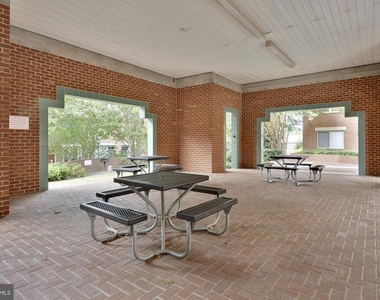 610 N West Street - Photo Thumbnail 24