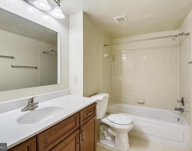 610 N West Street - Photo Thumbnail 9