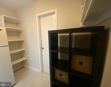 1011 Arlington Boulevard - Photo Thumbnail 8