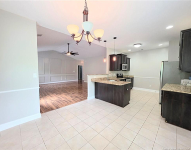 3516 Heartpine Drive - Photo Thumbnail 4
