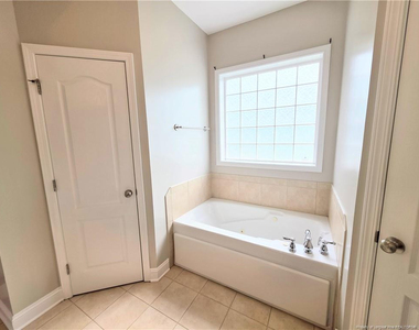 3516 Heartpine Drive - Photo Thumbnail 15