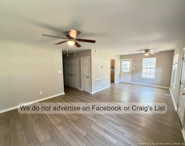 6126 Lonestar Road - Photo Thumbnail 1