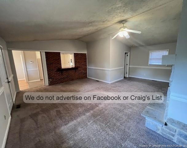 219 N Ingleside Drive - Photo Thumbnail 5