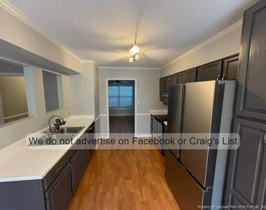 156 Hickman Court - Photo Thumbnail 5
