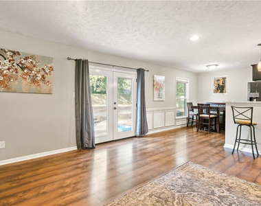 1857 Geiberger Drive - Photo Thumbnail 5