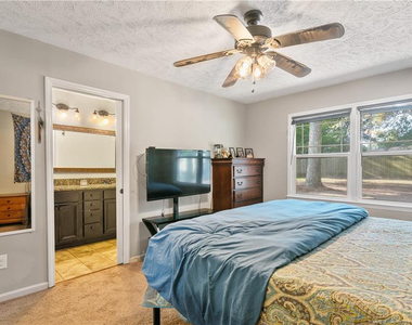1857 Geiberger Drive - Photo Thumbnail 12