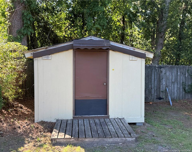 521 Vista Drive - Photo Thumbnail 20