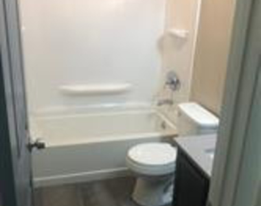 3362 Chantilly Lane - Photo Thumbnail 10