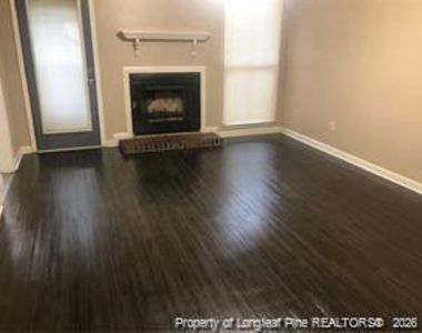 3362 Chantilly Lane - Photo Thumbnail 8