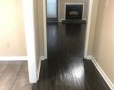 3362 Chantilly Lane - Photo Thumbnail 2