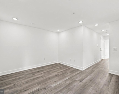 1514 S 22nd Street - Photo Thumbnail 39