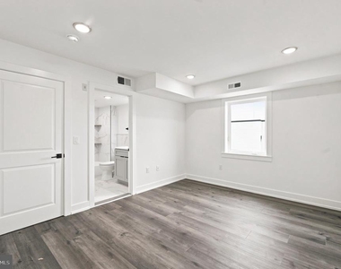 1514 S 22nd Street - Photo Thumbnail 25