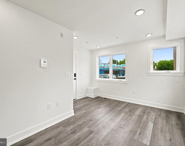 1514 S 22nd Street - Photo Thumbnail 15