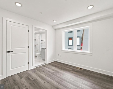 1514 S 22nd Street - Photo Thumbnail 10