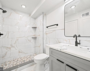 1514 S 22nd Street - Photo Thumbnail 9