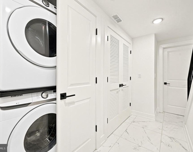 1514 S 22nd Street - Photo Thumbnail 14