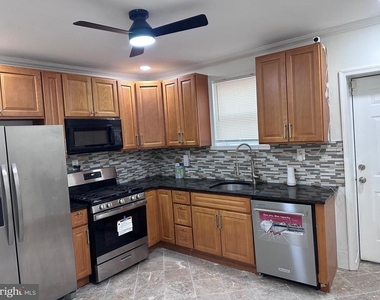 1338 Hicks Street - Photo Thumbnail 15