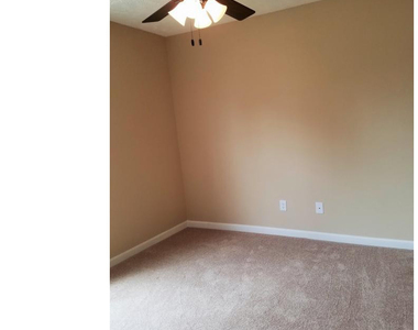 106 Sweet Bay Court - Photo Thumbnail 20