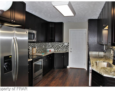 106 Sweet Bay Court - Photo Thumbnail 7