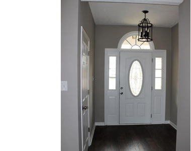 106 Sweet Bay Court - Photo Thumbnail 2