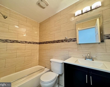 3739 Lancaster Avenue - Photo Thumbnail 5