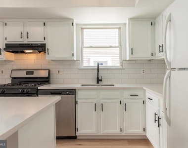 1330 N Hancock Street - Photo Thumbnail 15