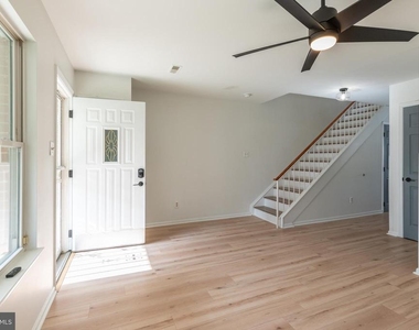 1330 N Hancock Street - Photo Thumbnail 7