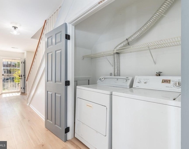 1330 N Hancock Street - Photo Thumbnail 12