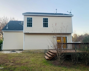 207 Evening Star Drive - Photo Thumbnail 4