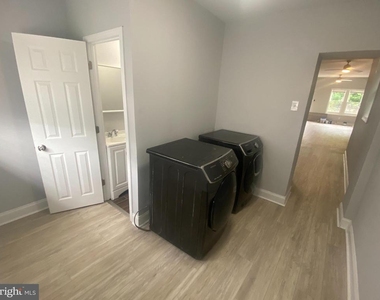2850 D Street - Photo Thumbnail 3