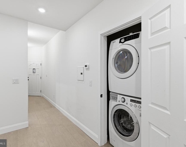 935 E Passyunk Avenue - Photo Thumbnail 3