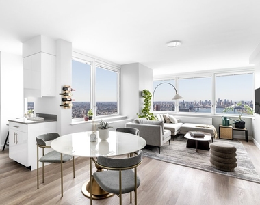 Copy of 5203 Center Boulevard, Unit 3503 - Photo Thumbnail 1