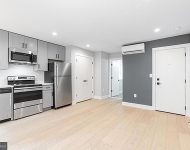 1707 Rittenhouse Square - Photo Thumbnail 2