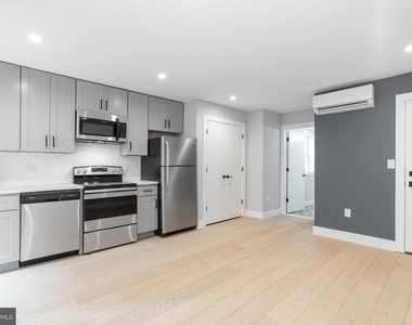 1707 Rittenhouse Square - Photo Thumbnail 1