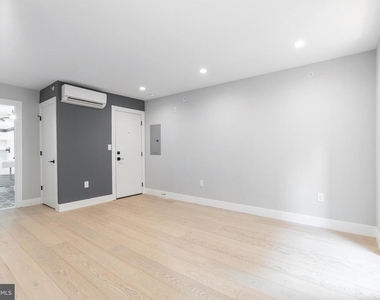 1707 Rittenhouse Square - Photo Thumbnail 4