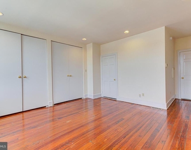 1825 S Broad Street - Photo Thumbnail 15