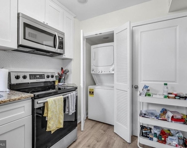 537 N 33rd Street - Photo Thumbnail 7