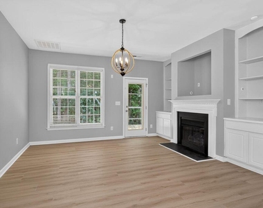 160 Hutson Lane - Photo Thumbnail 7