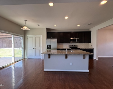 3920 Massey Pointe Court - Photo Thumbnail 10