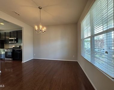 3920 Massey Pointe Court - Photo Thumbnail 7