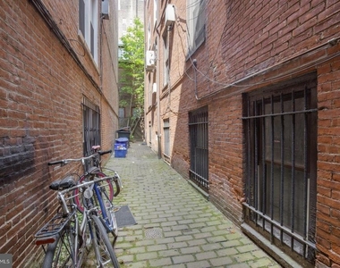 242 S 13th Street - Photo Thumbnail 10