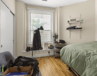 242 S 13th Street - Photo Thumbnail 6