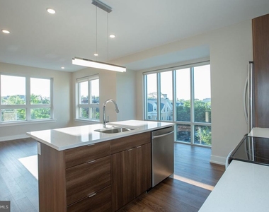 4534 Spruce Street - Photo Thumbnail 1
