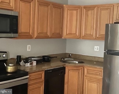 1507 W Susquehanna Avenue - Photo Thumbnail 8