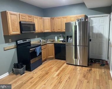 1507 W Susquehanna Avenue - Photo Thumbnail 9