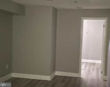 1507 W Susquehanna Avenue - Photo Thumbnail 2