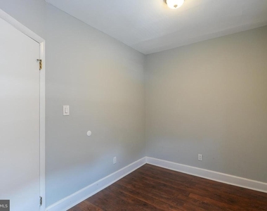 7401 Andrews Avenue - Photo Thumbnail 9
